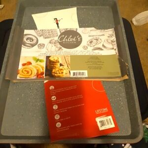 Chloe's kitchen non-stick jelly roll pans